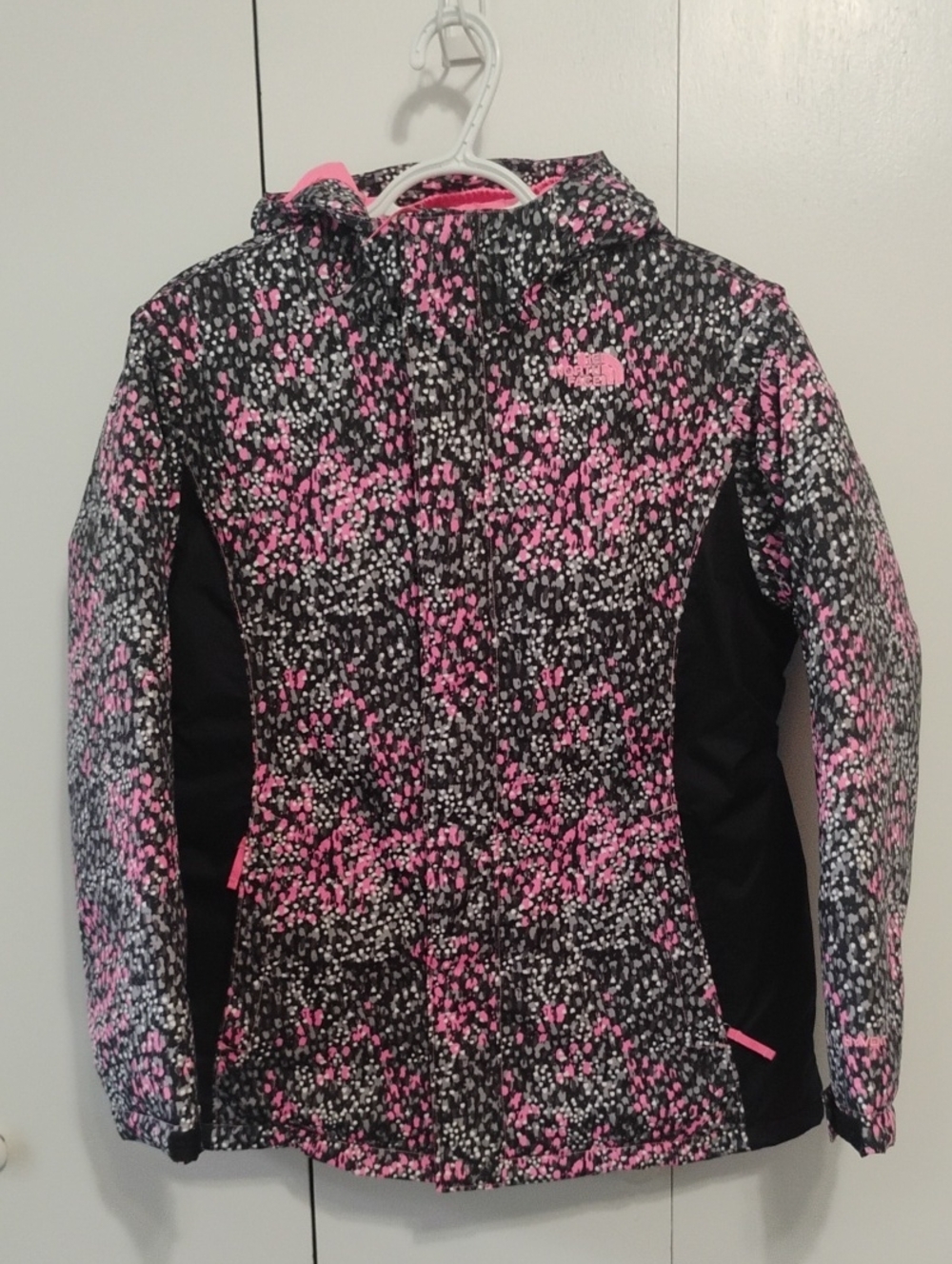 The North Face Kids' Pink, Black & White Patterned Hooded Jacket